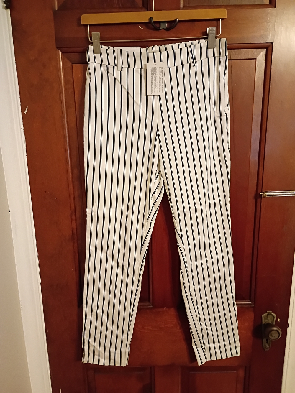 Women's H&M White Pants with Pinstripes Size 6